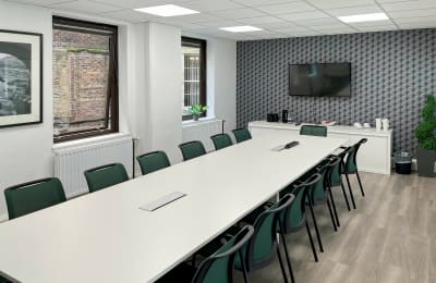 93 George Street, Edinburgh Central, EH2 3ES