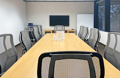 2500 Wilcrest, Suite 300, 77042