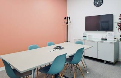 1 Chalfont Park, Gerrards Cross, SL9 0BG