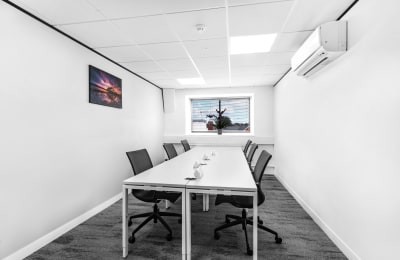 Queen Street, Salisbury, SP1 1EY