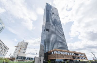 30th floor DC Tower, Donau-City-Strasse 7, A-1220