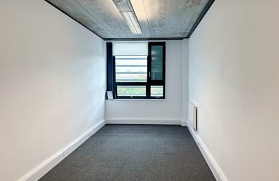 Terminus Road, Chichester, PO19 8FY