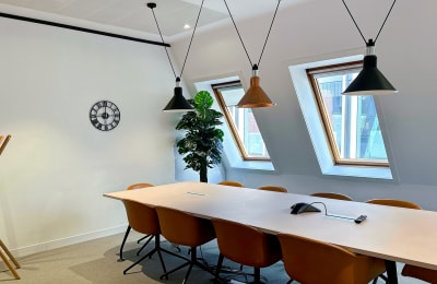 100 West George Street, Glasgow Central, G2 1PP