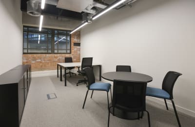 188 Kirtling St, Nine Elms, SW11 8BZ