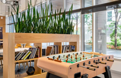 75 Queen St., Suite 1400, H3C 2N6