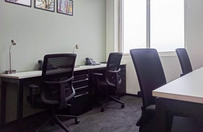 26, Service Rd near Velocity Multiplex, Tapeshwari Bagh Colony, 452010