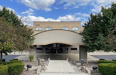 4200 Fashion Square Blvd., Suite 201, 48603