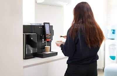 5 Wadsworth Road, Perivale, Perivale, UB6 7JD