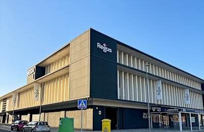 Calle Almutamid 6, Edificio Vega 1, 41910