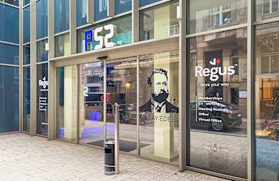 Paulay Ede str. 52, 1061