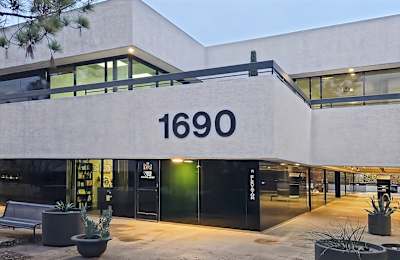 1690 W. Shaw Avenue, Suite 220, 93711