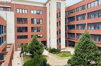 Montevideó utca 9, 1037