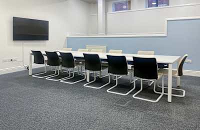 33 Ground and 1st Floor, Kings Court, Blackburn, BB2 2DH