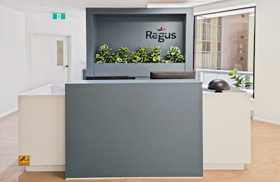 125 Queen Street, 1010