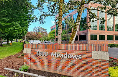 4800 Southwest Meadows Road, Kruse Way, Suite 300, 97035