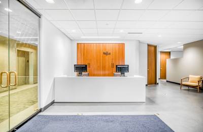 1 Westbrook Corporate Center, Suite 300, 60154