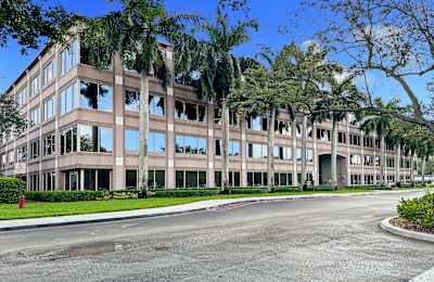 8201 Peters Road, Suite 1000, 33324