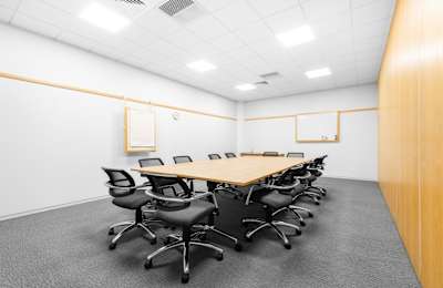 268 Bath Road, Slough, SL1 4DX