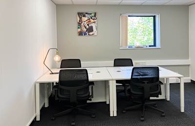 5 The Pavilions, Preston, PR2 2YB