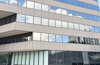 One Riverway, Suite 1700, 77056