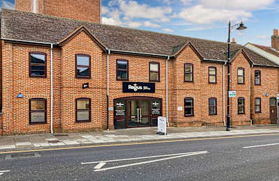 Oxford Street, Newbury, RG14 1JB