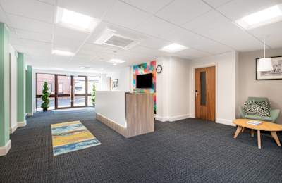 Oxford Street, Newbury, RG14 1JB