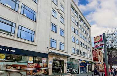 106 Queens Road, Brighton, BN1 3XF