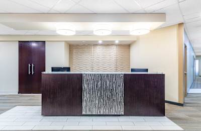 10 Four Seasons Place, Suite 1000, Etobicoke, M9B 6H7