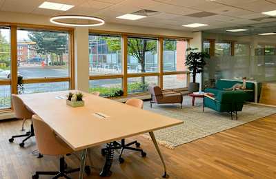 Redheughs Rigg, South Gyle, The Gyle, EH12 9DQ