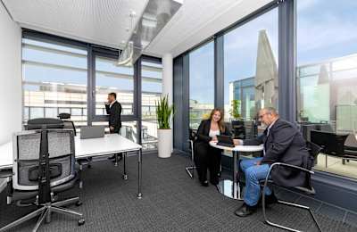 5th floor, Koenigsallee 2b, 40212