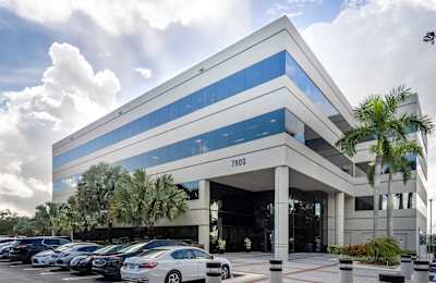 7900 Oak Lane, Suite 400, 33016