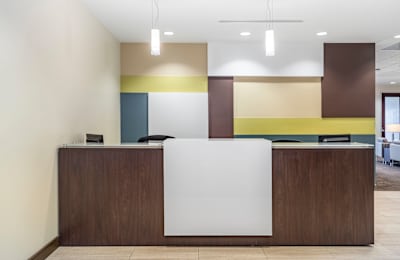 7900 Oak Lane, Suite 400, 33016