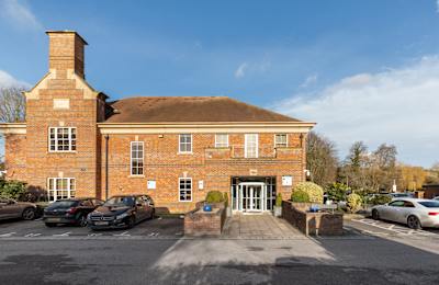 The Broadway, Amersham, HP7 0UT