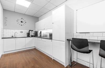 The Broadway, Amersham, HP7 0UT