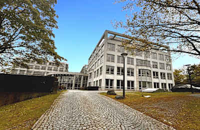 Ruhrallee 185, 3rd Floor - Excellent Business Center, 45136