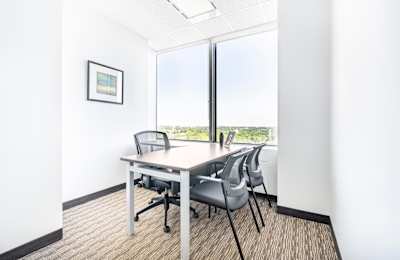 2 St. Clair Avenue West, 18th Floor, M4V 1L5