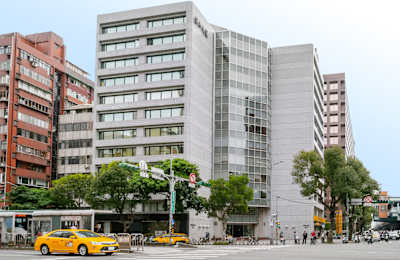 8/F, No.367, Fuxing N. Road, 10543