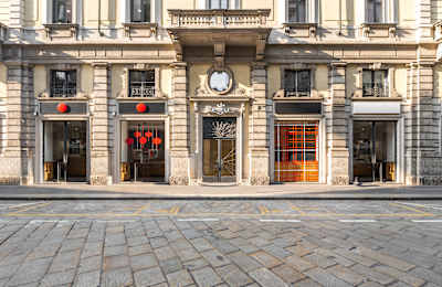 Via Mengoni 4, 20121