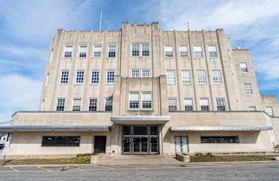 610 York Road, Suite 400, 19046