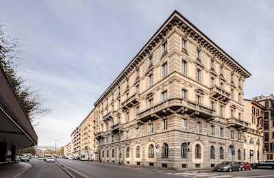 Piazzale Biancamano 8, 20121