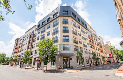 28 Valley Road, 07042