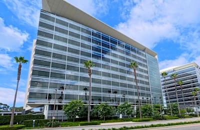 6080 Center Drive, 6th Floor, 90045