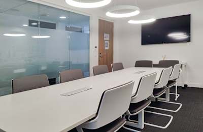 Dragonara Business Centre, 5th Floor, STJ 3141