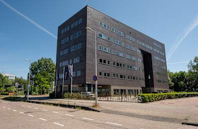 Joop Geesinkweg 901-999, Begane Grond, 1ste, 2de & 3de Verdieping, 1114 AB