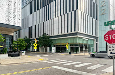 222 2nd Avenue South 17th Floor, 17th Floor, 37201