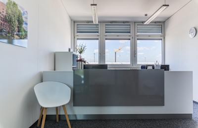 Flughafenstrasse 118, Flughafenstr. 118, 90411