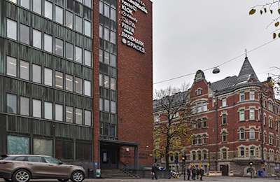 Bulevardi 21, entrance Albertinkatu 25, 00180