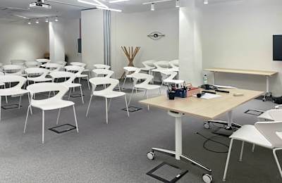 Via Pola 11, Zona Isola, 20124