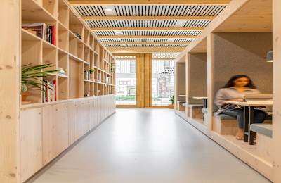 Gare Maritime, Rue Picard 7, boîte 100, Box 100, 1000