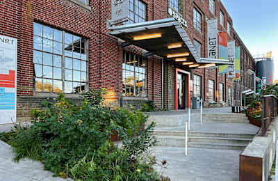 1655 Dupont St., Suite 101, M6P 3T1